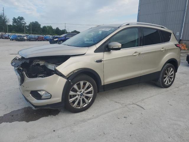 Ford Escape tit (2017)