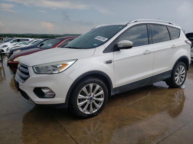 Ford Escape tit (2017)