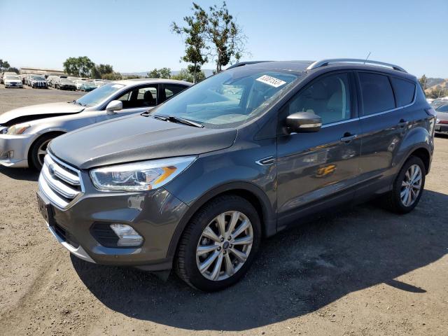 Ford Escape tit (2017)