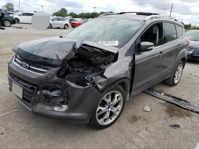 Ford Escape tit (2013)