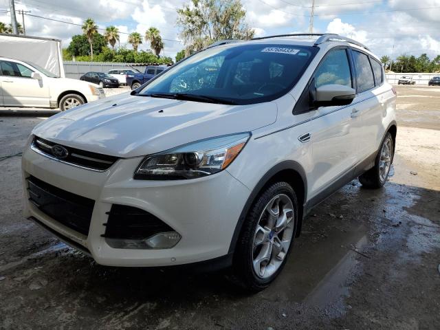 Ford Escape tit (2013)