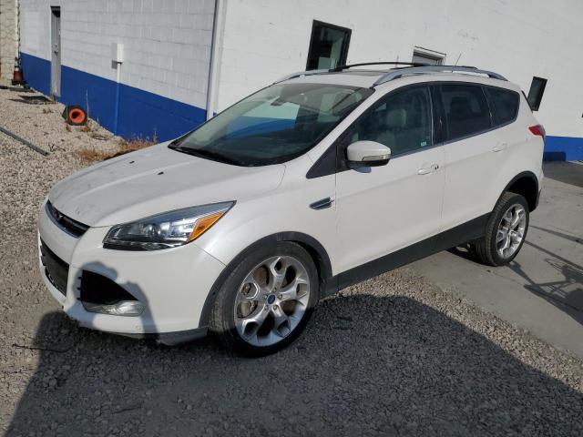 Ford Escape tit (2014)