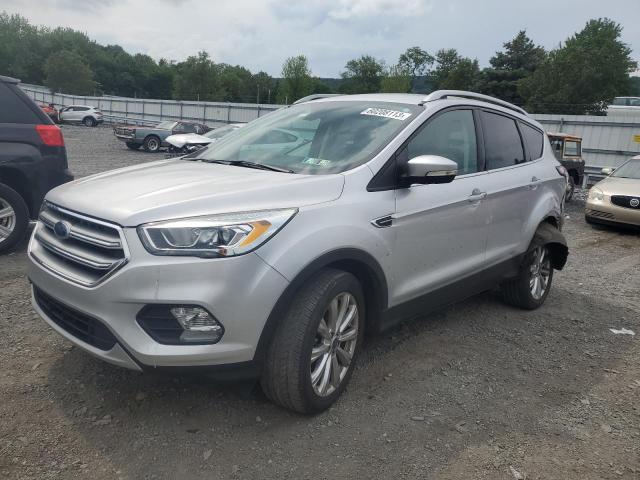 Ford Escape tit (2017)