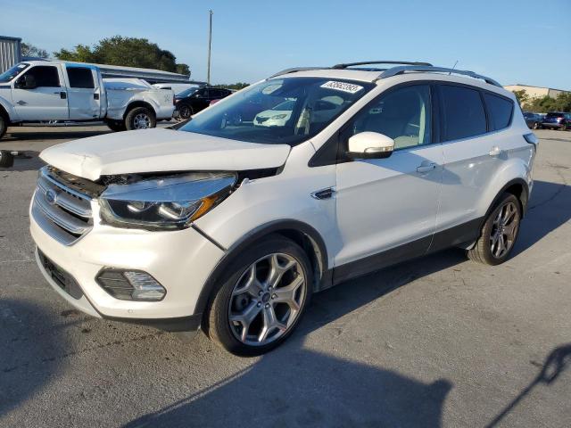 Ford Escape tit (2017)