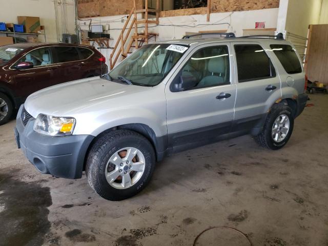 Ford Escape xlt (2005)