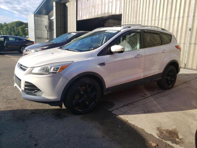 Ford Escape tit (2013)