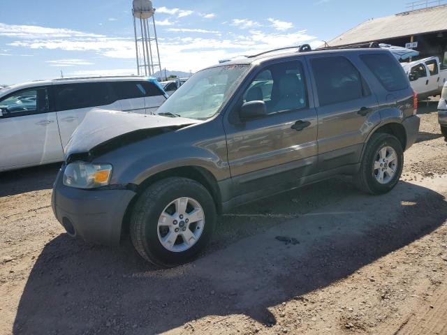 Ford Escape xlt (2005)