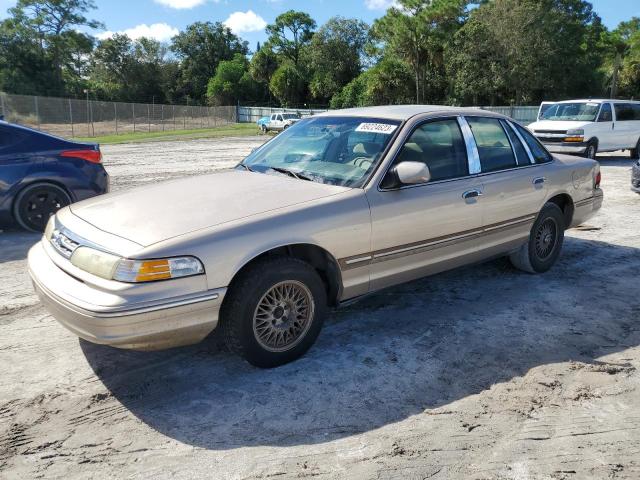 Ford Crown vict (1997)