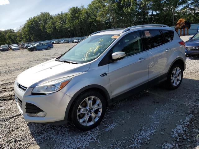 Ford Escape tit (2014)