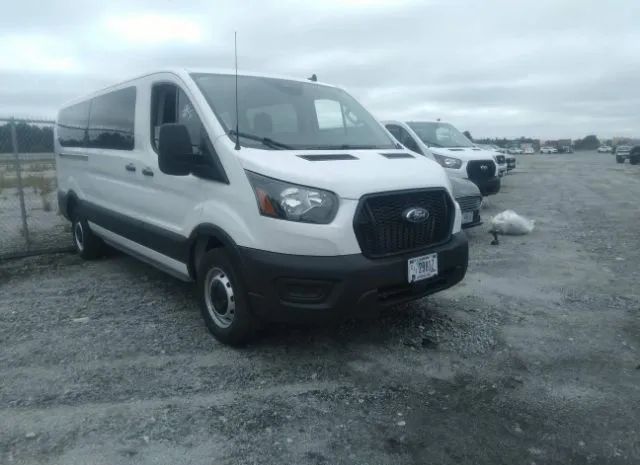 Ford Transit passenger wagon (2023)