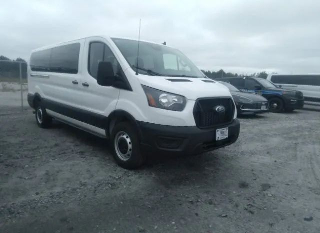 Ford Transit passenger wagon (2023)
