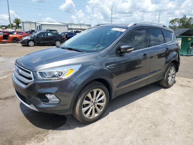 Ford Escape tit (2017)