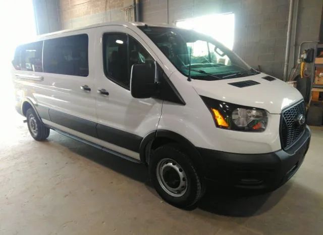 Ford Transit passenger wagon (2023)
