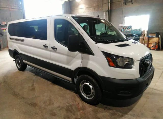 Ford Transit passenger wagon (2023)