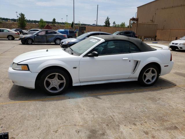 Ford Mustang gt (2000)