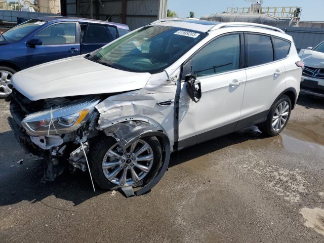 Ford Escape tit (2017)