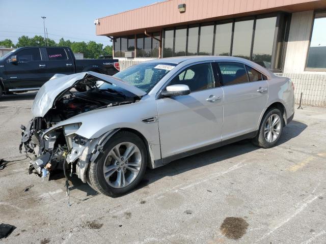Ford Taurus sel (2015)