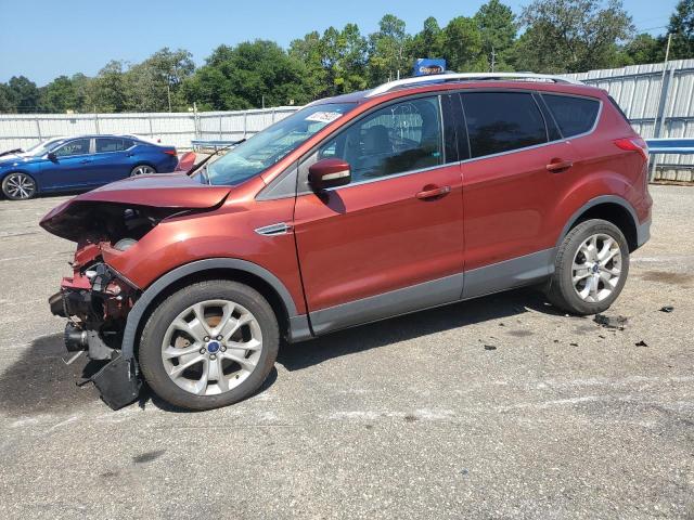 Ford Escape tit (2016)