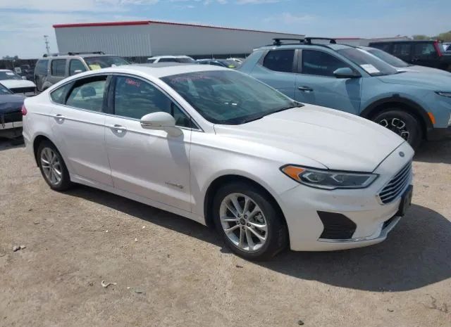 Ford Fusion hybrid (2019)