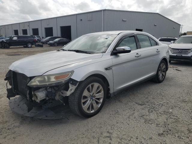 Ford Taurus lim (2010)