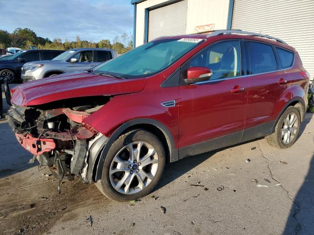 Ford Escape tit (2015)