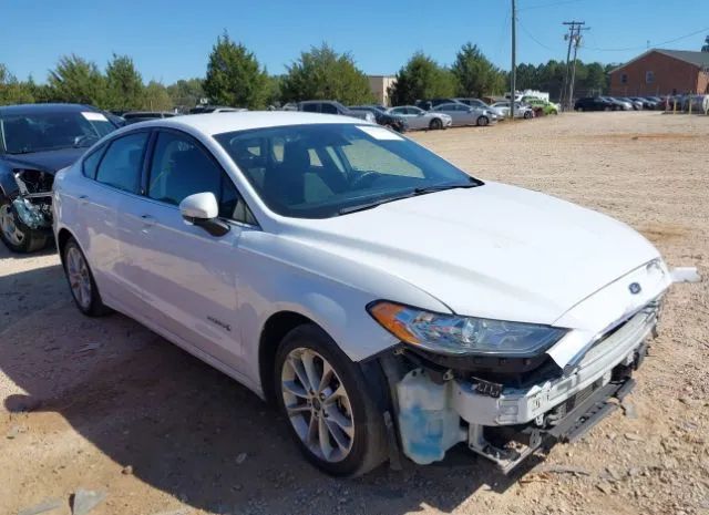 Ford Fusion hybrid (2019)