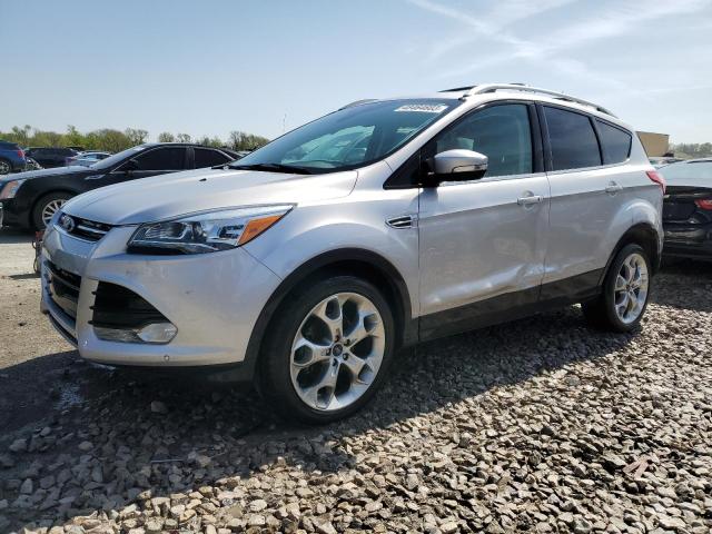 Ford Escape tit (2016)
