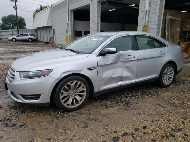 Ford Taurus lim (2015)