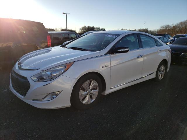 Hyundai Sonata hyb (2013)