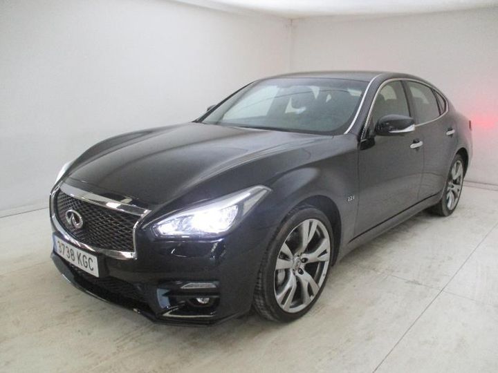 Infiniti Q70 (2017)