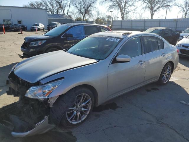 Infiniti G25 base (2011)
