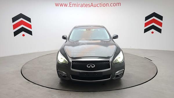 Infiniti Q70 (2016)