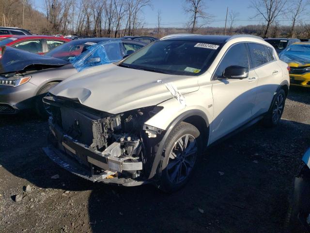 Infiniti Qx30 pure (2018)