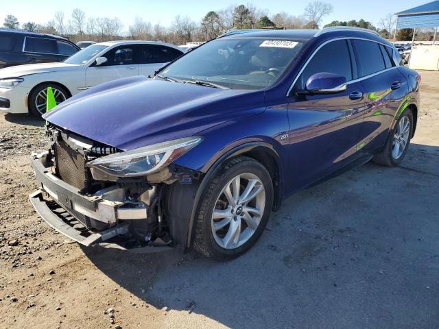 Infiniti Qx30 base (2017)
