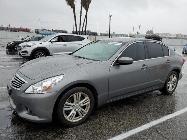 Infiniti G25 base (2012)