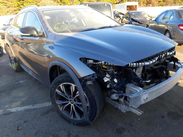 Infiniti Qx30 base (2018)