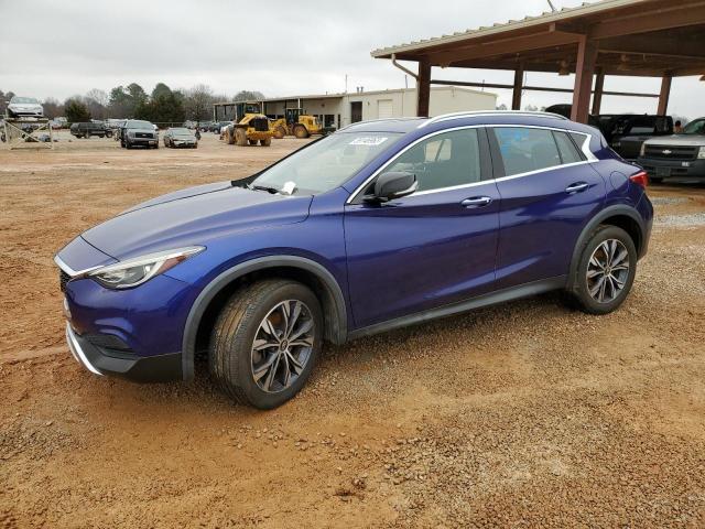 Infiniti Qx30 base (2017)