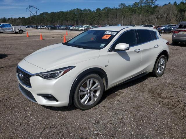 Infiniti Qx30 base (2017)