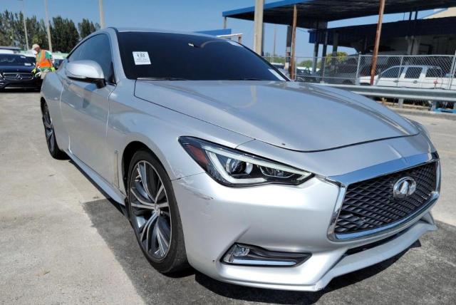 Infiniti Q60 premiu (2017)