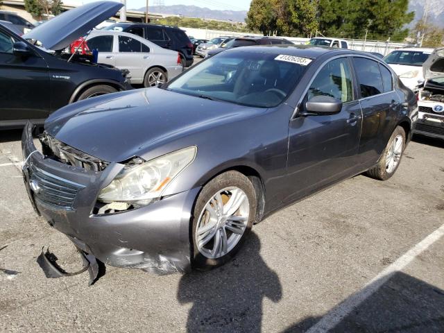 Infiniti G25 base (2012)
