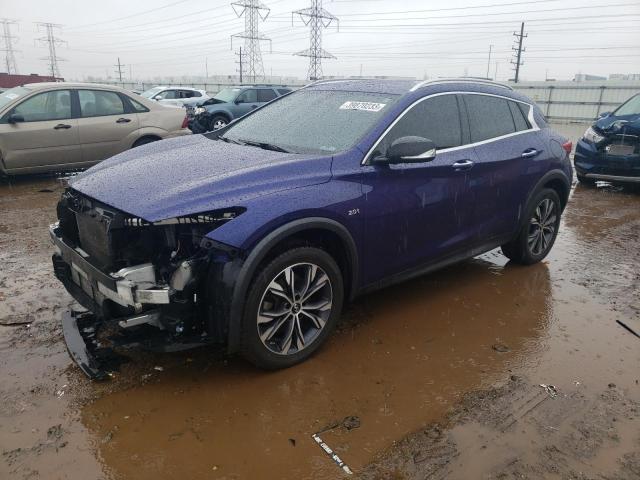 Infiniti Qx30 base (2017)