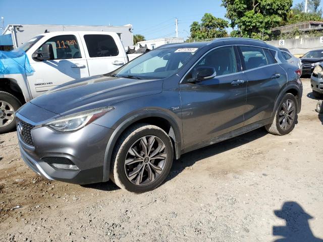 Infiniti Qx30 base (2017)