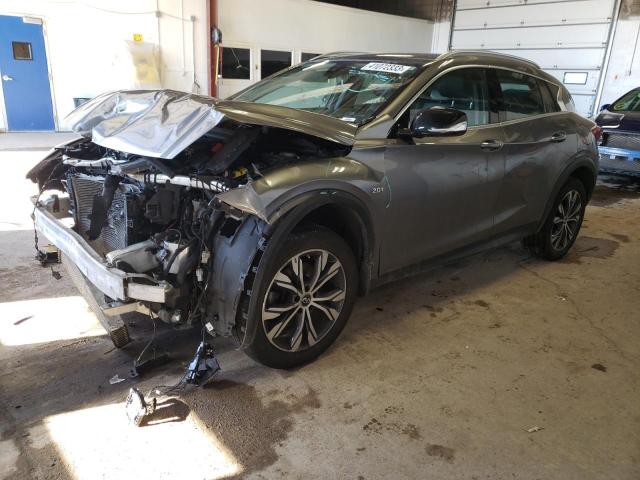 Infiniti Qx30 base (2017)