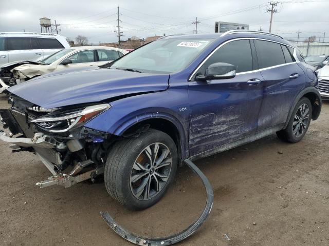 Infiniti Qx30 base (2017)