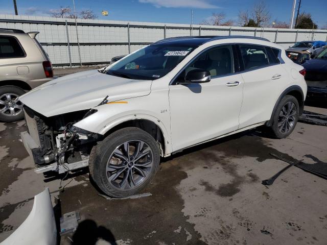 Infiniti Qx30 base (2017)