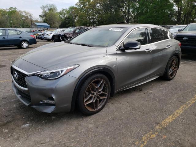 Infiniti Qx30 base (2017)