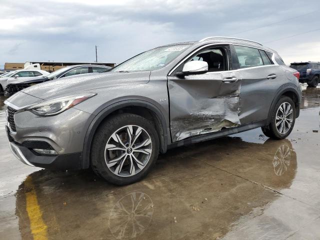 Infiniti Qx30 base (2017)