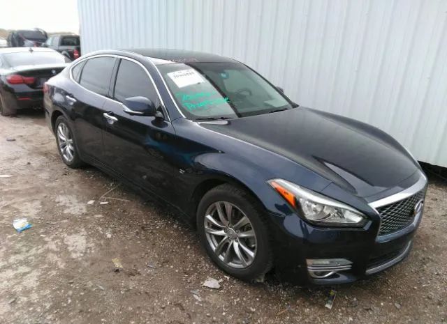 Infiniti Q70 (2015)