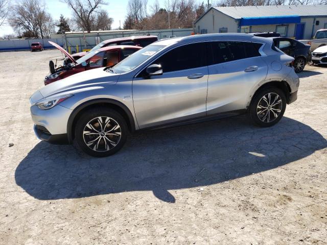 Infiniti Qx30 base (2017)