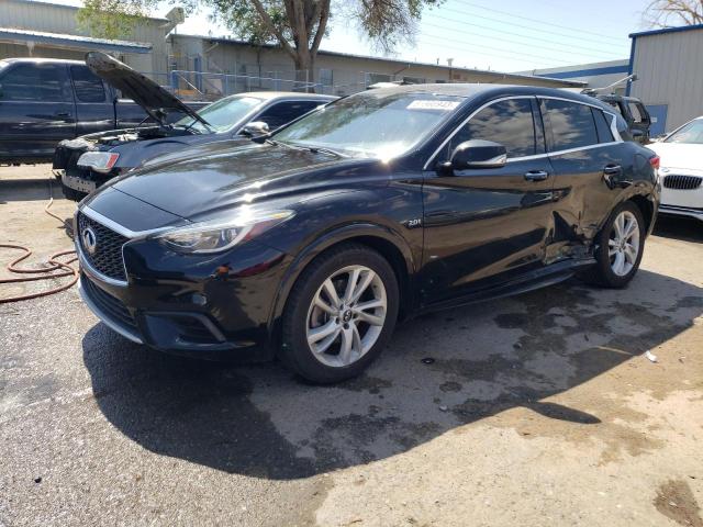 Infiniti Qx30 base (2018)